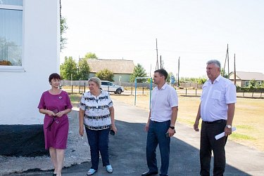 В Беловской школе Сакмарского района обновили спортзал